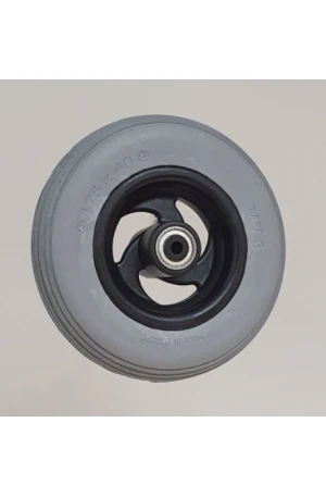 Wiel 7x1,3/4 (175x40) 3-spaaks 60mm Pu Rubber MV3